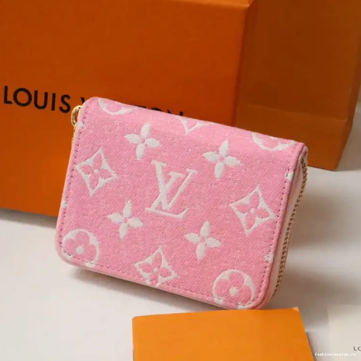 Fashionrepsfam ru LV 2204DJ0034 Bag 0603